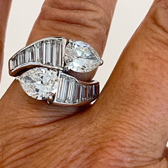 STUNNING ESTATE PLATINUM DIAMOND BI-PASS RING SIZE 8.5 - Picture 4 of 17